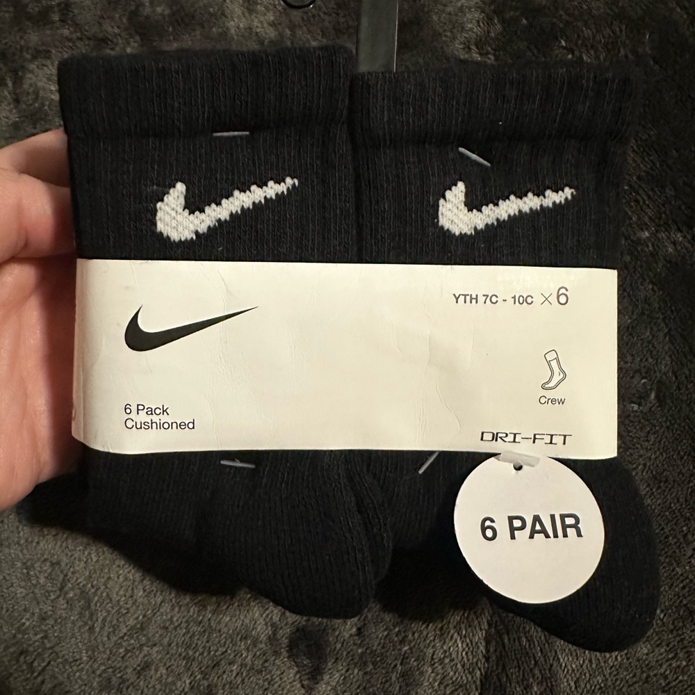 **NWT**Nike Black Dri-FIT Crew Socks - 6 Pair